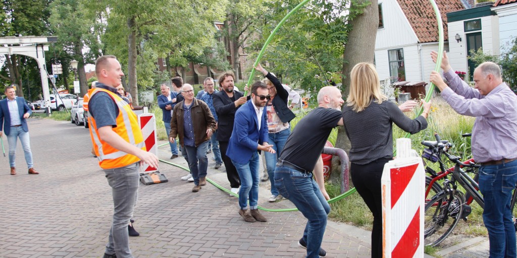 Aanleg glasvezelnetwerk GlasDraad Landelijk Noord officieel van start