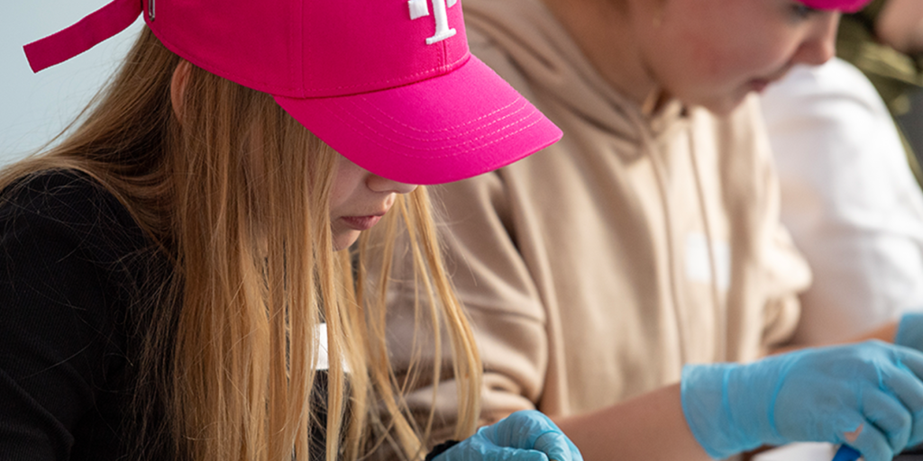 Workshops voor meiden bij Kabelnoord en T-Mobile tijdens Girls’ Day 2023