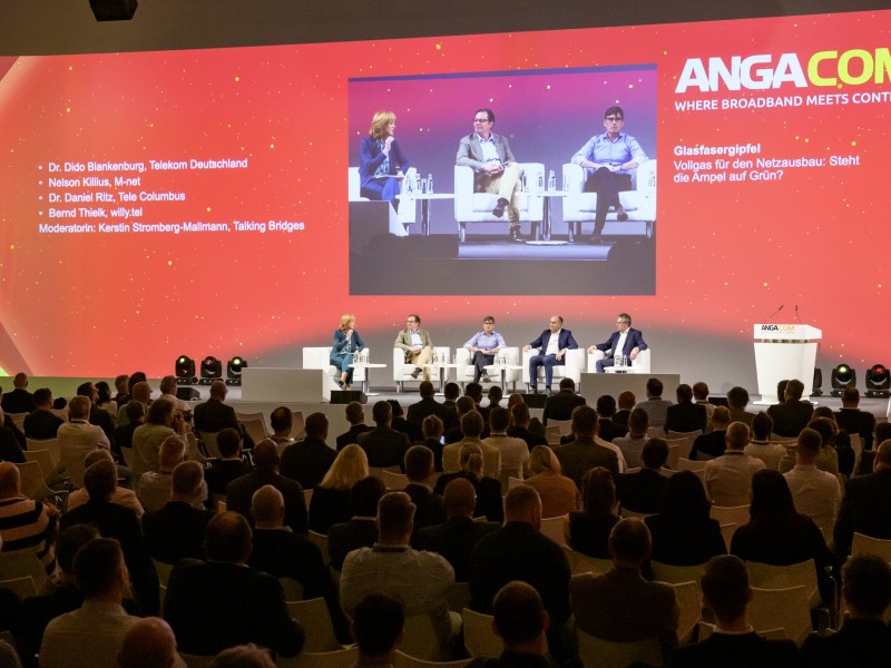 Fiber Roll-out in the Netherlands, paneldiscussie op ANGACOM 2024