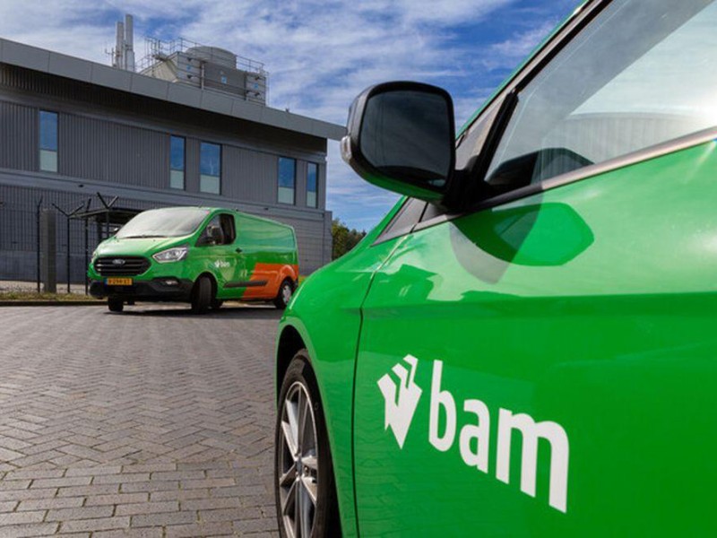 BAM tankt biobrandstof in transitie naar elektrisch bedrijfswagenpark