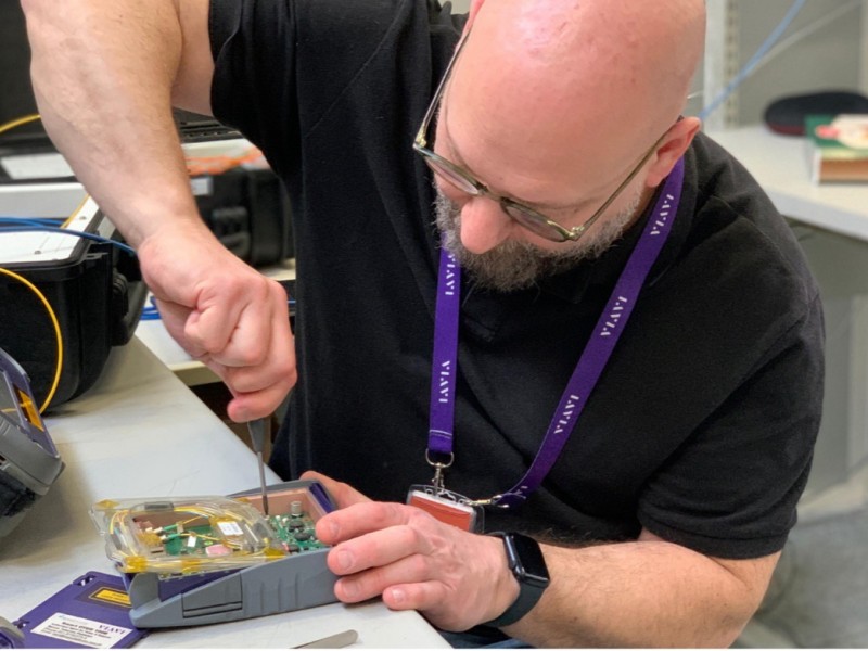 Simac Electronics officieel servicepartner van VIAVI Solutions